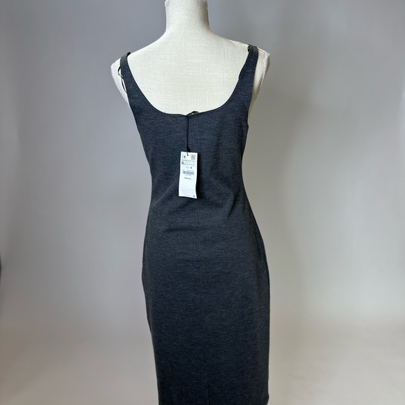 Stylish Gray Bodycon Midi Dress - Picture 4 of 5